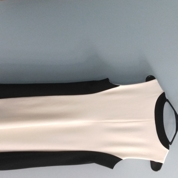 Tommy Hilfiger Black and White Dress Size 6 - Picture 5 of 5